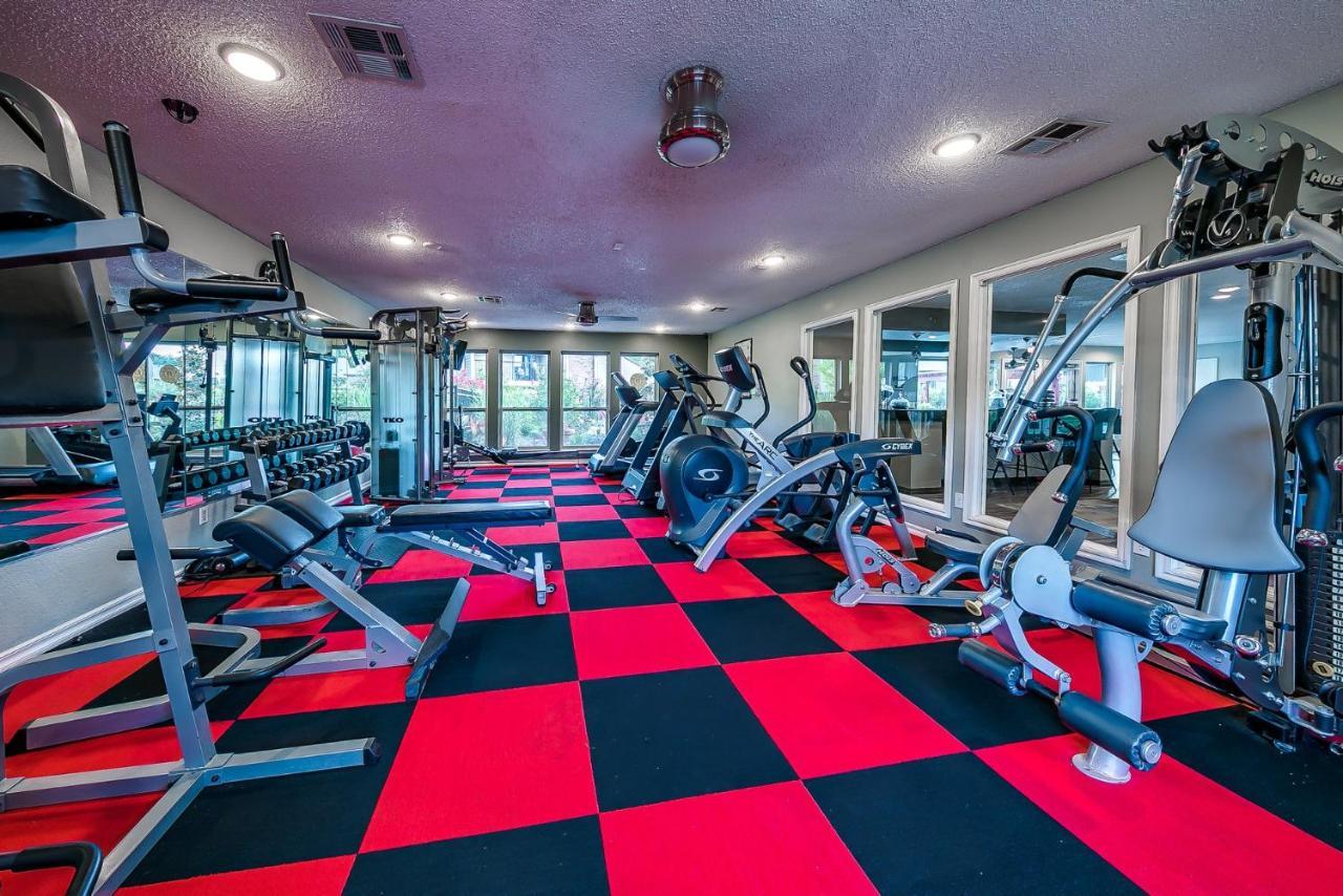 Ou Boomer, Pool, Gym, Hi Speed Wifi, One Mile To Ou & Stadium! Norman Bagian luar foto