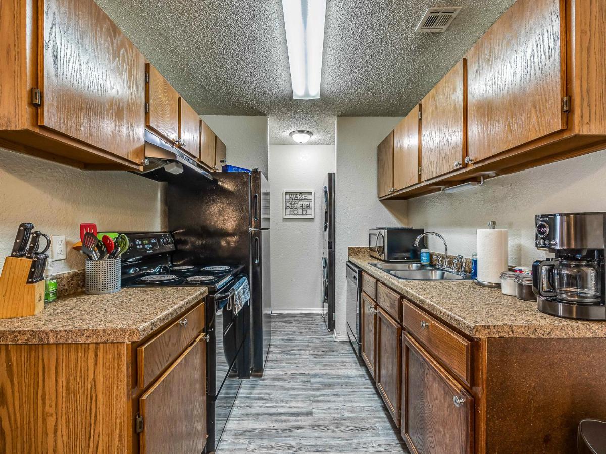 Ou Boomer, Pool, Gym, Hi Speed Wifi, One Mile To Ou & Stadium! Norman Bagian luar foto